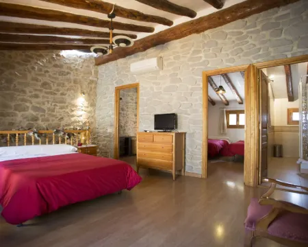 Casa rural la Posada Terra Alta Matarraña Hoteles en Caseres