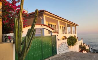 Hotel Luz de Mar ' Right on the Beach