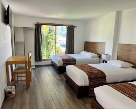 Hotel El Geranio Hotels in Otavalo