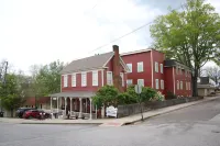 The Dahlonega Square Hotel & Villas Hotels in Dahlonega