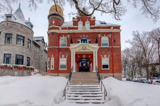 L'Adresse Sur Grande-Allée Lofts โรงแรมใน