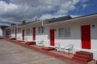 Rocket Motel Hotels in Custer