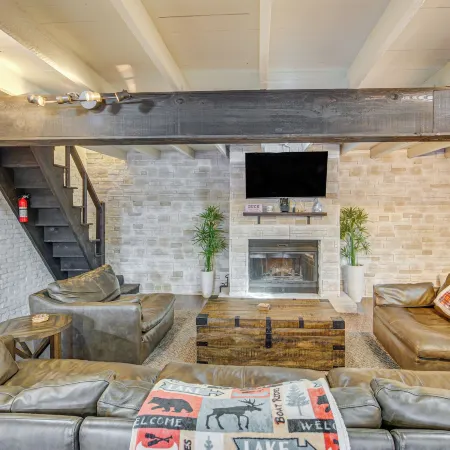 Game Room, Trails! 30-Acre Lakefront Streetman Gem Отели в г. Фристоун