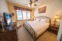 Settlers Creek 6528 by SummitCove Lodging