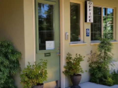 Marin Lodge Hotels in Marin County