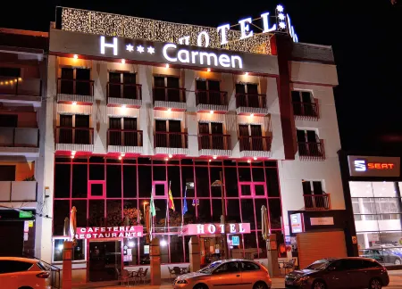 Hotel Mari Carmen Отели в г. Гуадикс