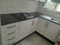 5 Minutes into the City. Family Sized Unit with Newly Fitted Kitchen. No Wifi