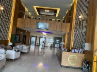 Laylati Dhahrat Laban Hotels near Zahrat `Awsa'