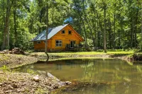 Lyndhurst Cabin on Farm w/ Pond & Stocked Stream! - 3-Star