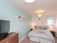 浪花酒店 鄰近Clock Cafe的酒店