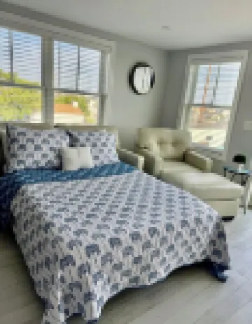 Family-Friendly Beach House – Sleeps 8, Right Next to Seaside Park View of Bay