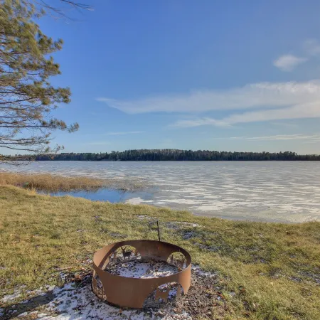 Cozy Cabin w/ Private Dock on Fifth Crow Wing Lake