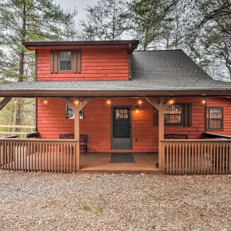 Modern Cabin w/ Deck in the Blue Ridge Mountains!