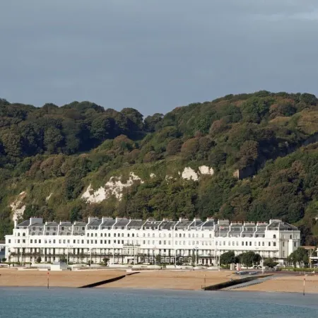 Dover Marina Hotel & Spa, Tapestry Collection by Hilton