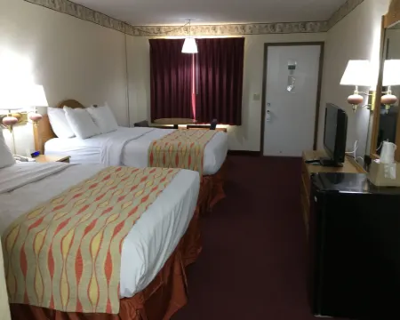 Spinning Wheel Inn Hotels in Branson