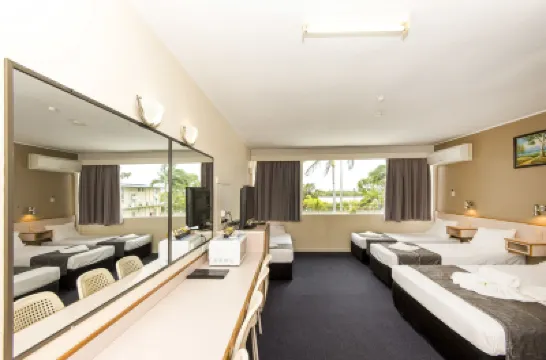 Mid City Motor Inn Hotel di 