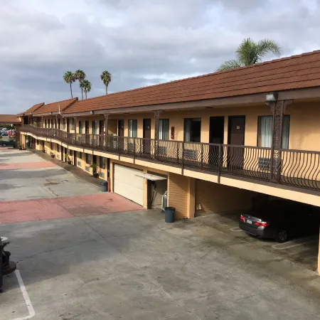 Del Amo Inn Отели в г. Торранс