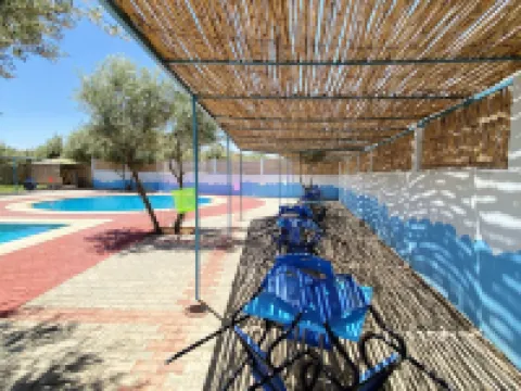 Ighiz Inn Resort فنادق في الرشيدية