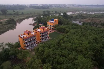 Resort Neel Nirjan !! Best Family Couple Friendly Family Resort!! Hotels near BIRBANGSHI TEMPLE