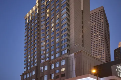The Lofton Hotel Minneapolis, Tapestry Collection by Hilton