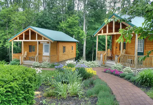 Los Gatos Bed & Breakfast Hotels in Penn Yan