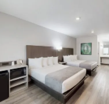 Avanti International Resort