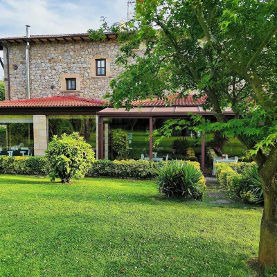 Posada El Remanso de Trivieco Hotels near Liérganes