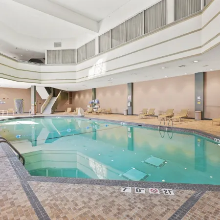 Crowne Plaza Suites MSP AIRPORT - MALL OF AMERICA by IHG