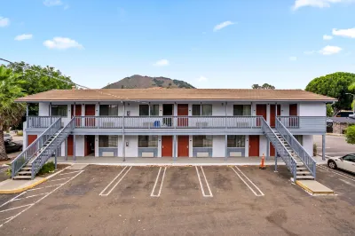 Avenue Inn Downtown District Slo Hotéis em 