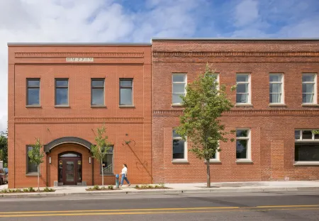 The Inn at Dayton Отели рядом с достопримечательностью «Sokol Blosser Winery»