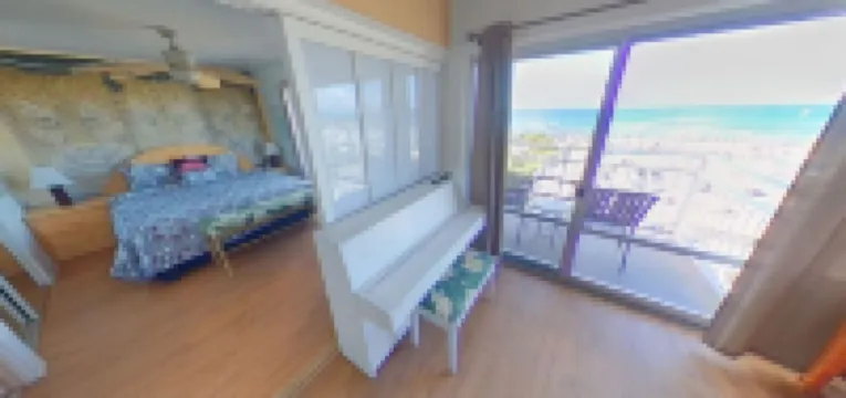 Huge 1240sq.ft Oceanfront Corner Unit, Jaw-Dropping Panoramic Wrap-Around Views.