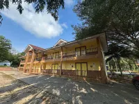 Mersing Beach Resort Hotels in Tenglu