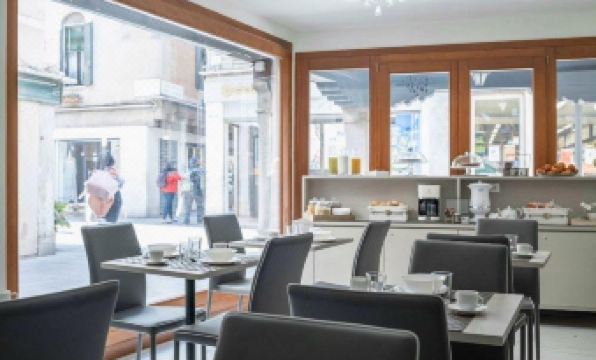 Grifoni Boutique Hotel