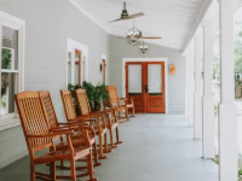 The Roost Ocean Springs Hotels in Ocean Springs
