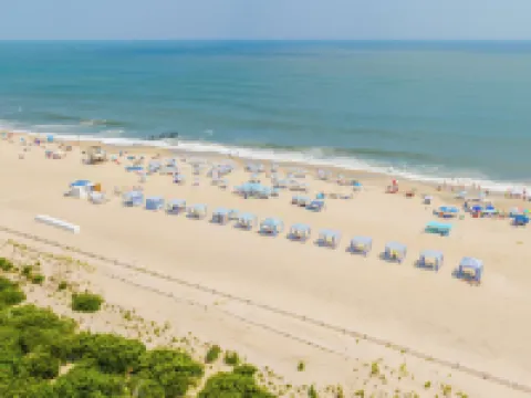 The Beach Club on Madison Avenue Hotels in Cape May