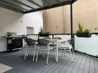 Emerald - Right next to the castle, terrace, BBQ, switch & stream