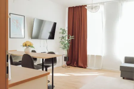 Center, 2R, own terrace, WiFi, 4P, modern, quiet