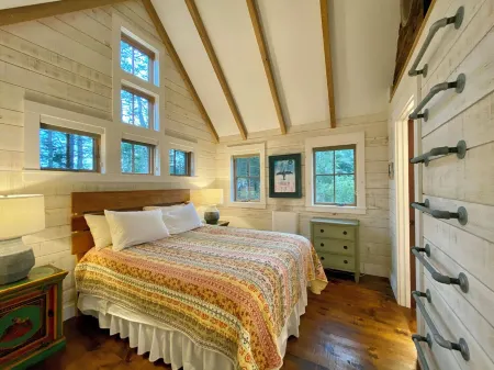Marsden Cottage - custom-built exquisite cottage located in Southwest Harbor, Me