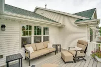 Walk to Beaches + Restaurants: Elkhart Lake Escape - 4-Star
