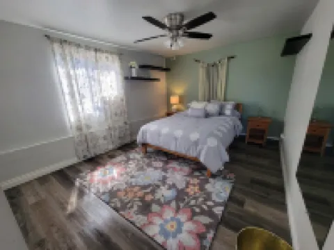 Spacious Home Away from Home AND guest house