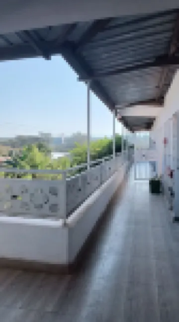 奈瓦沙的Jazby賓館