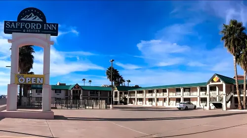 Days Inn by Wyndham Safford, AZ