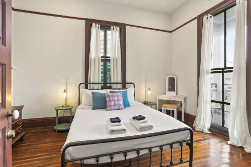 Site 61 Hostel - Hostels