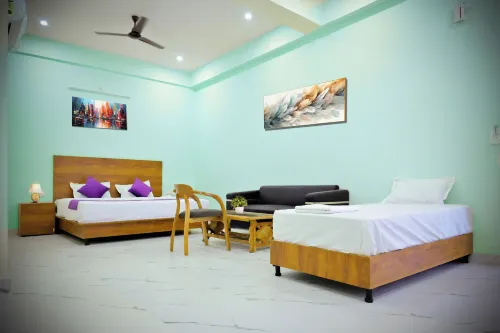 The Opal Hotel - 2-Star