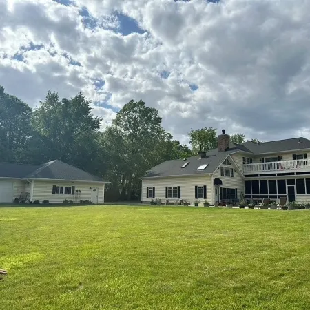 Indiana Dunes Getaway on 2 acres! Truly unique 4 Bedroom, 4 Bath home!