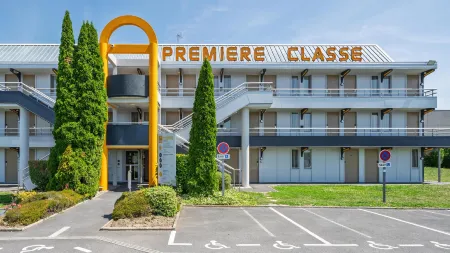 Premiere Classe Lyon Sud - Chasse Sur RHÔNE
