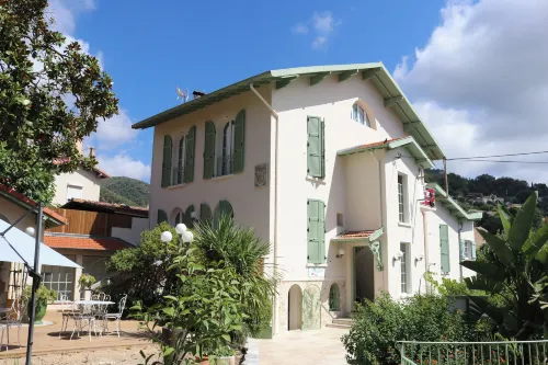 La Villa Roseraie , Hôtel Familial Ouvert Toute L Annee Hotels in Vence