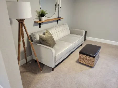 Adorable Home in the Avenues Отели в г. Чеиенн