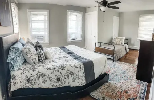 Lovely 2/2 bedroom home near Hershey