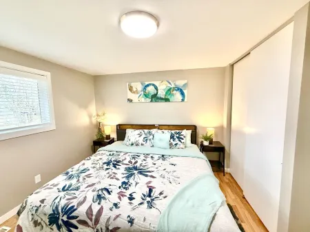 Auburn Oasis: Near Muckleshoot Casino Отели рядом с достопримечательностью «Соос Крик Ботаникал Гарден & Херитедж Сентер»